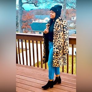 FAUX FUR LEOPARD PRINT COAT